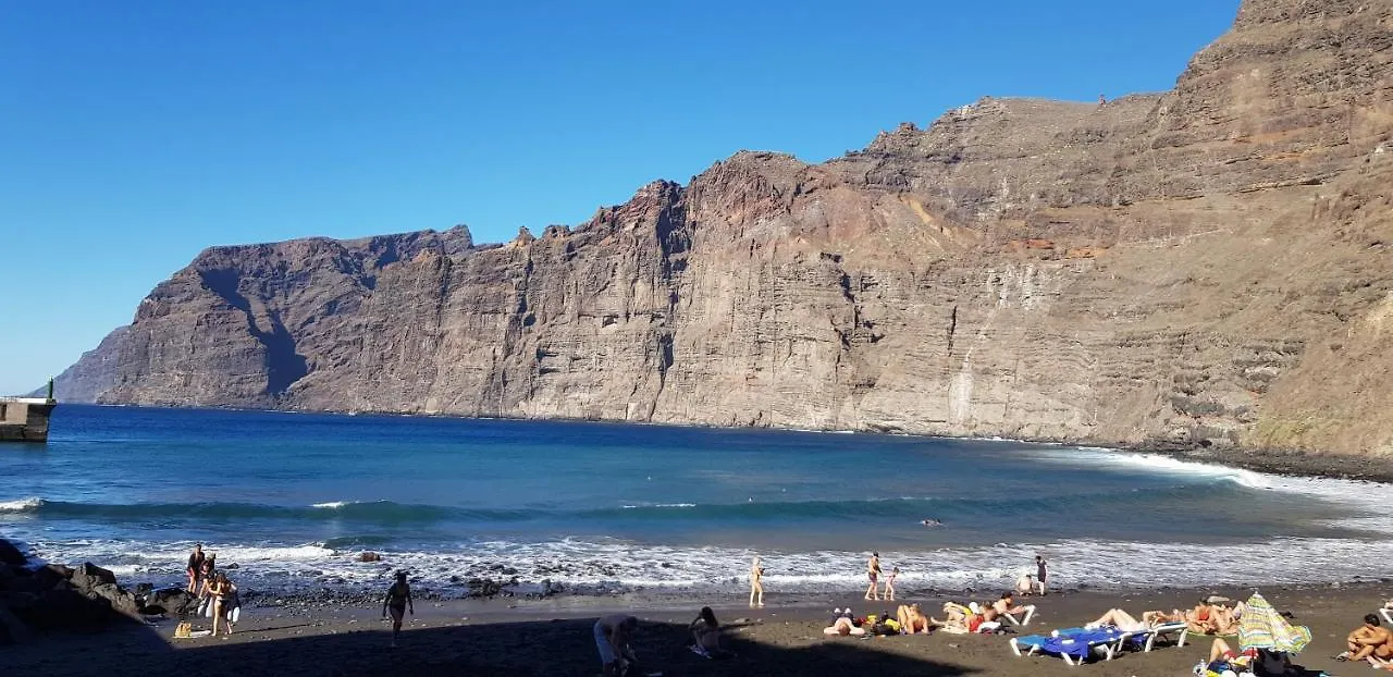Apartment Tamara Komplex: Oceanfront Oasis with Pool in Los Gigantes Acantilado de los Gigantes Spain