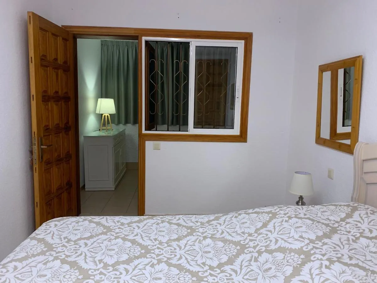 Tamara Komplex: Oceanfront Oasis with Pool in Los Gigantes Acantilado de los Gigantes