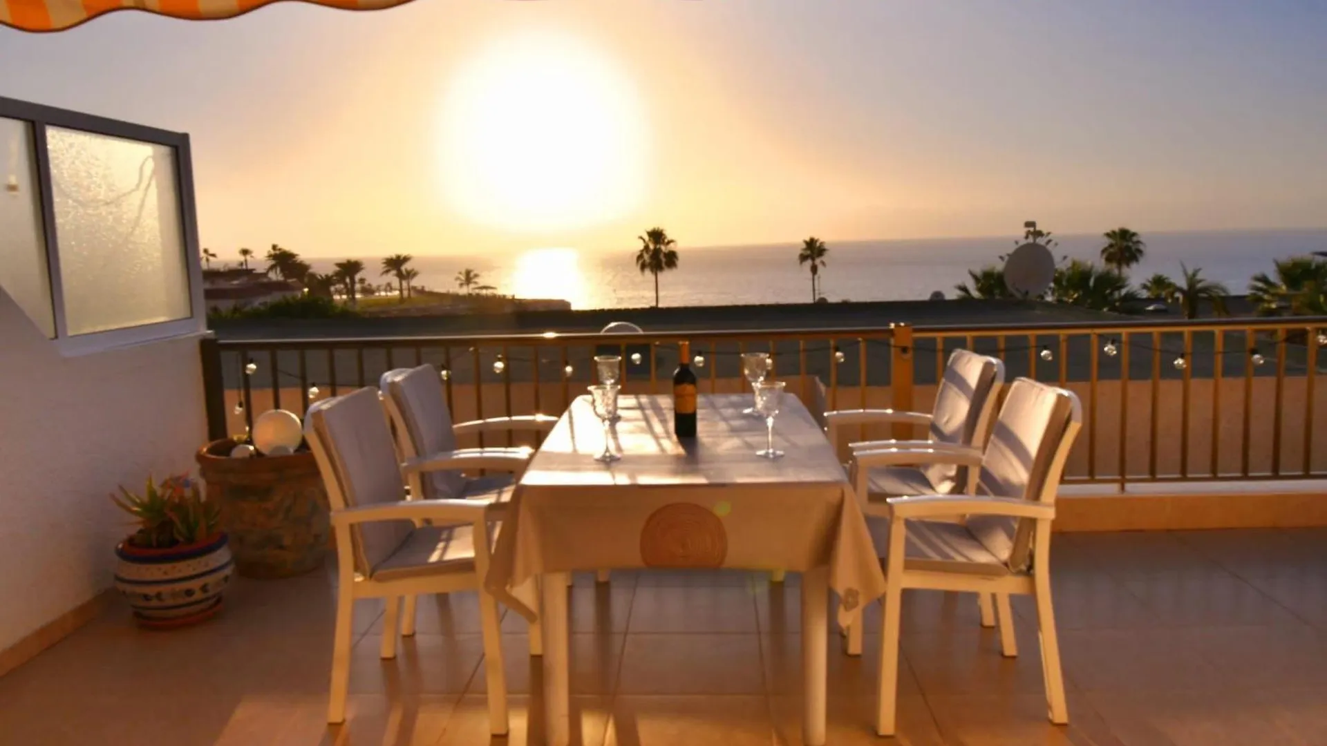 Apartment Tamara Komplex: Oceanfront Oasis with Pool in Los Gigantes Acantilado de los Gigantes Spain