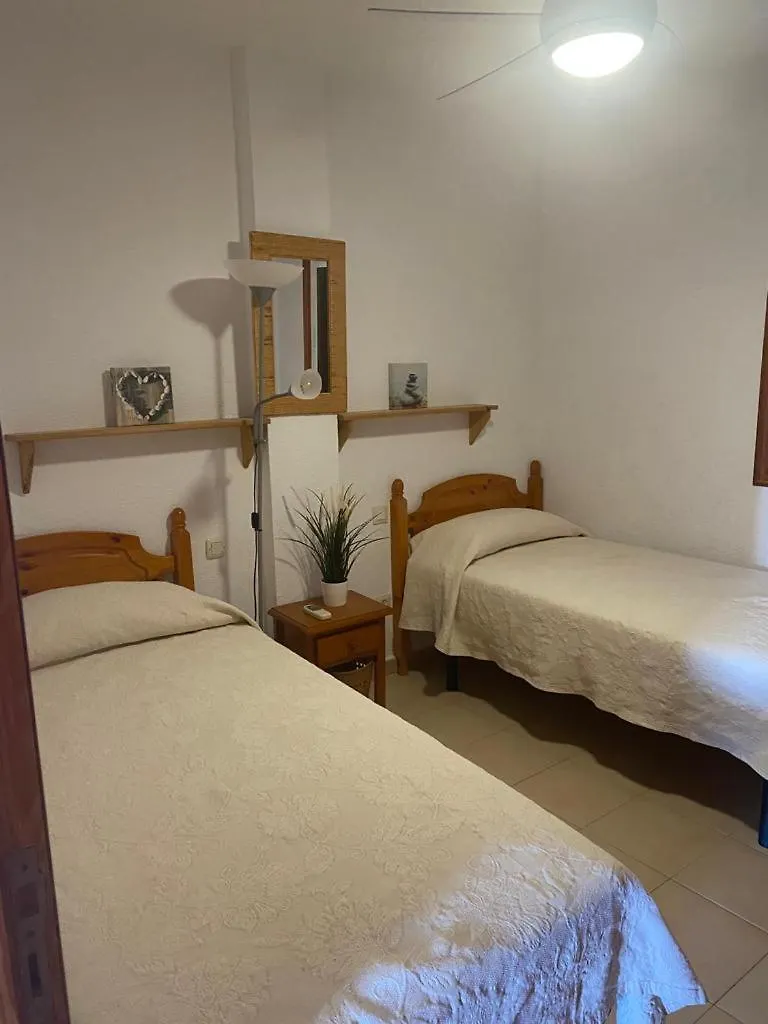 Tamara Komplex: Oceanfront Oasis with Pool in Los Gigantes Acantilado de los Gigantes Apartment